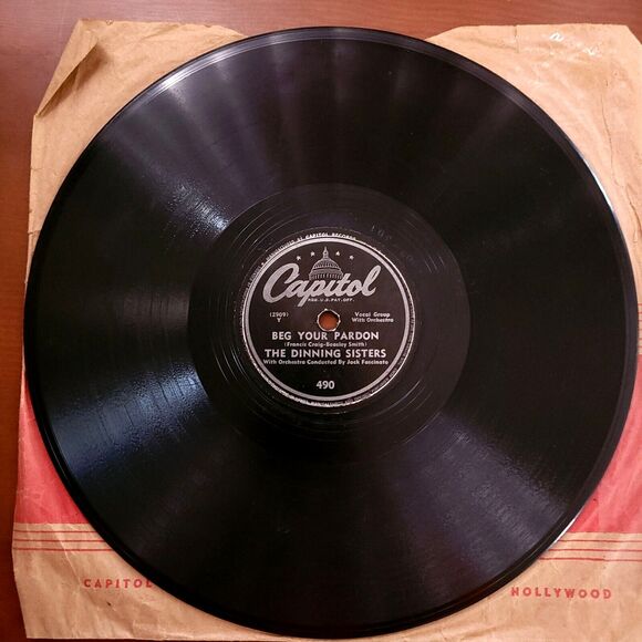 Dinning Sisters 78 Beg Your Pardon / Melancholy on Capitol 490 V+ Pop 1948 - Picture 3 of 4